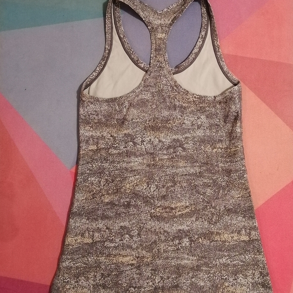 🍋Size 6 Lululemon Cool Racerback Tank - Picture 3 of 3